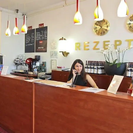 Szálloda 54 3*