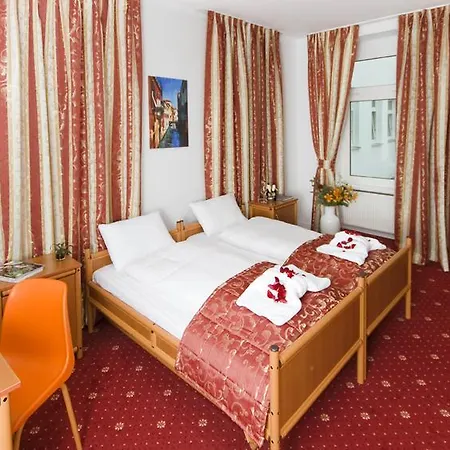Hotel 54 3*