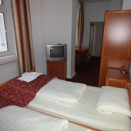 Hotel 54 3*