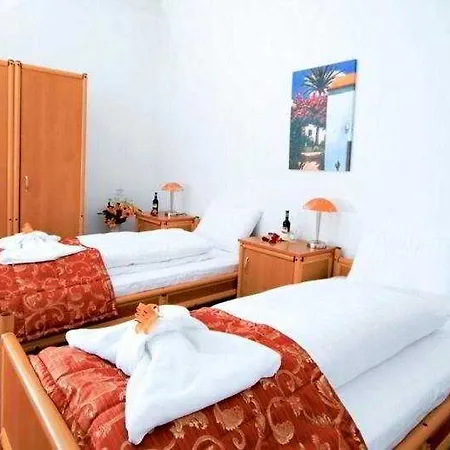 Hotel 54 3*